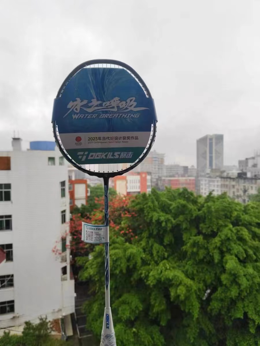 超火的OGKILS羽毛球拍，这手感真的太绝啦❤️