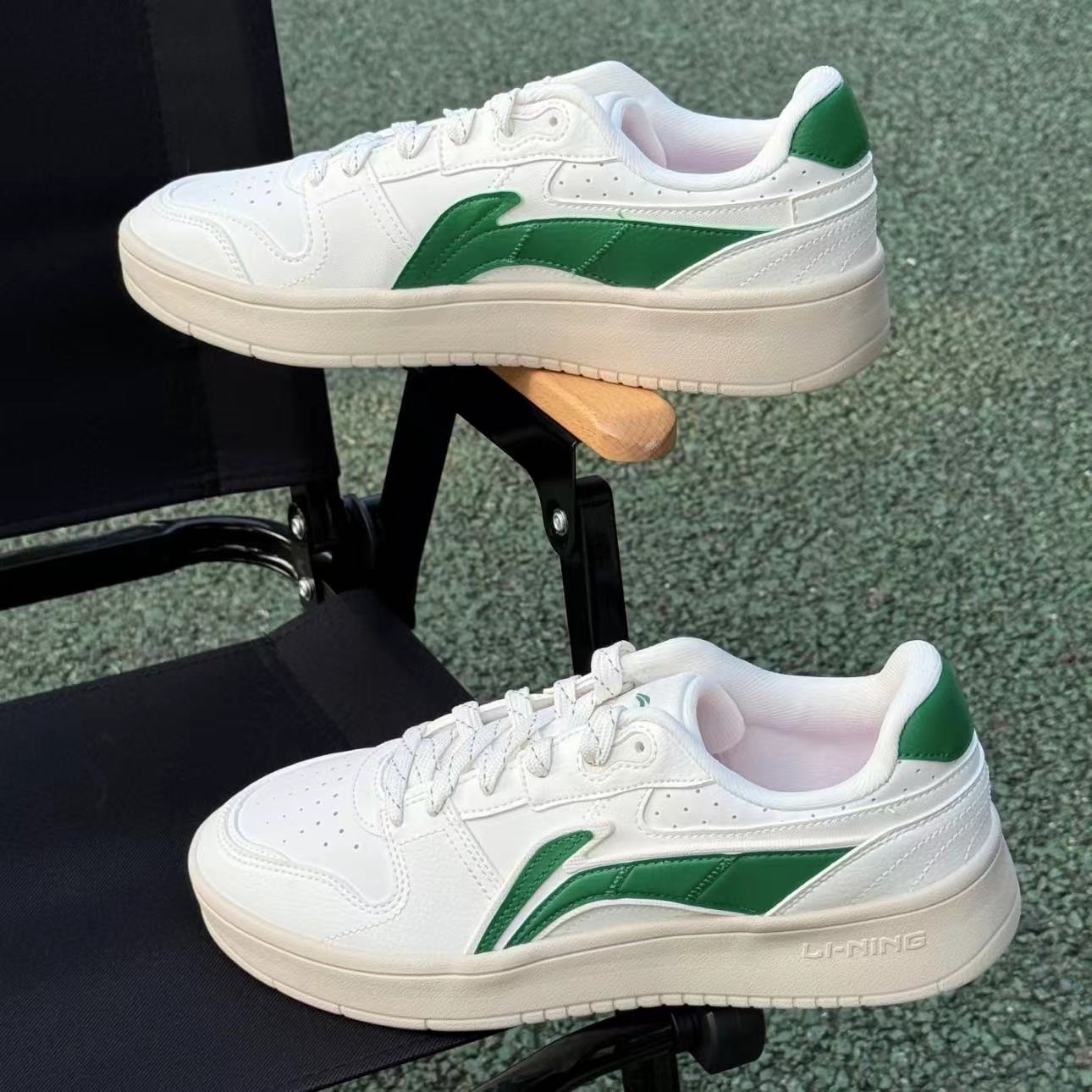 性价比很高的经典滑板鞋