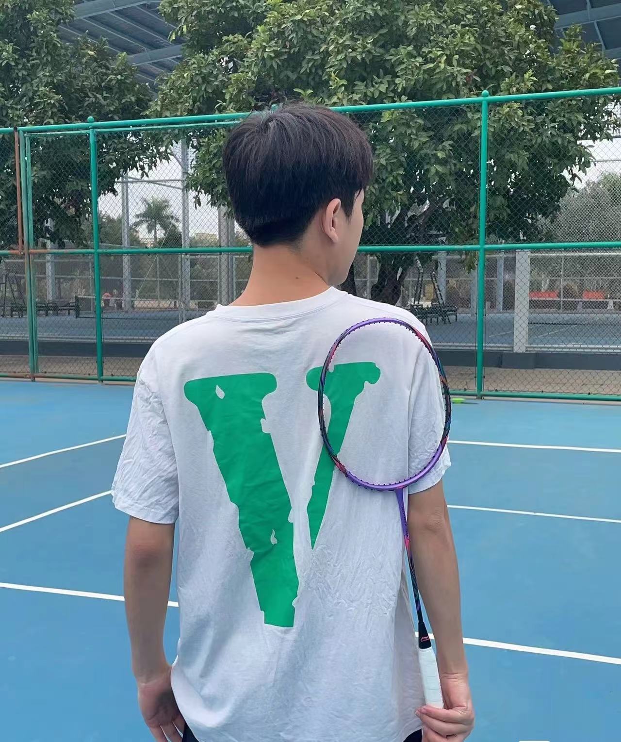 强推！三位数就能拿下的羽毛球拍太绝啦😍
