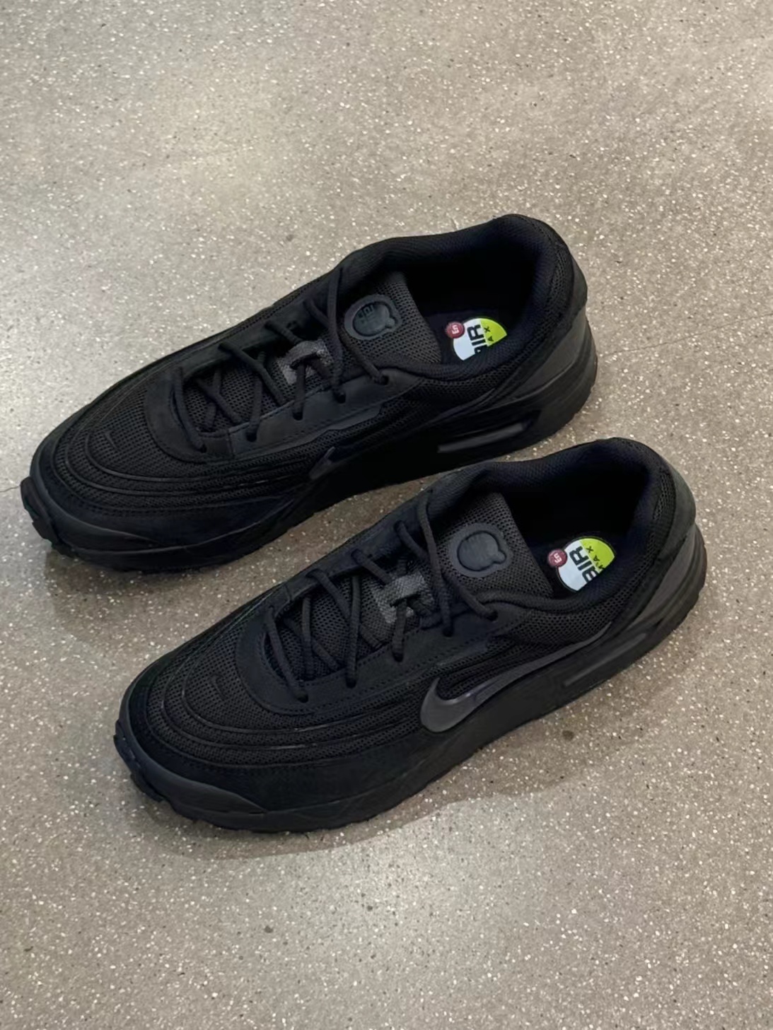 Nike的新款黑武士