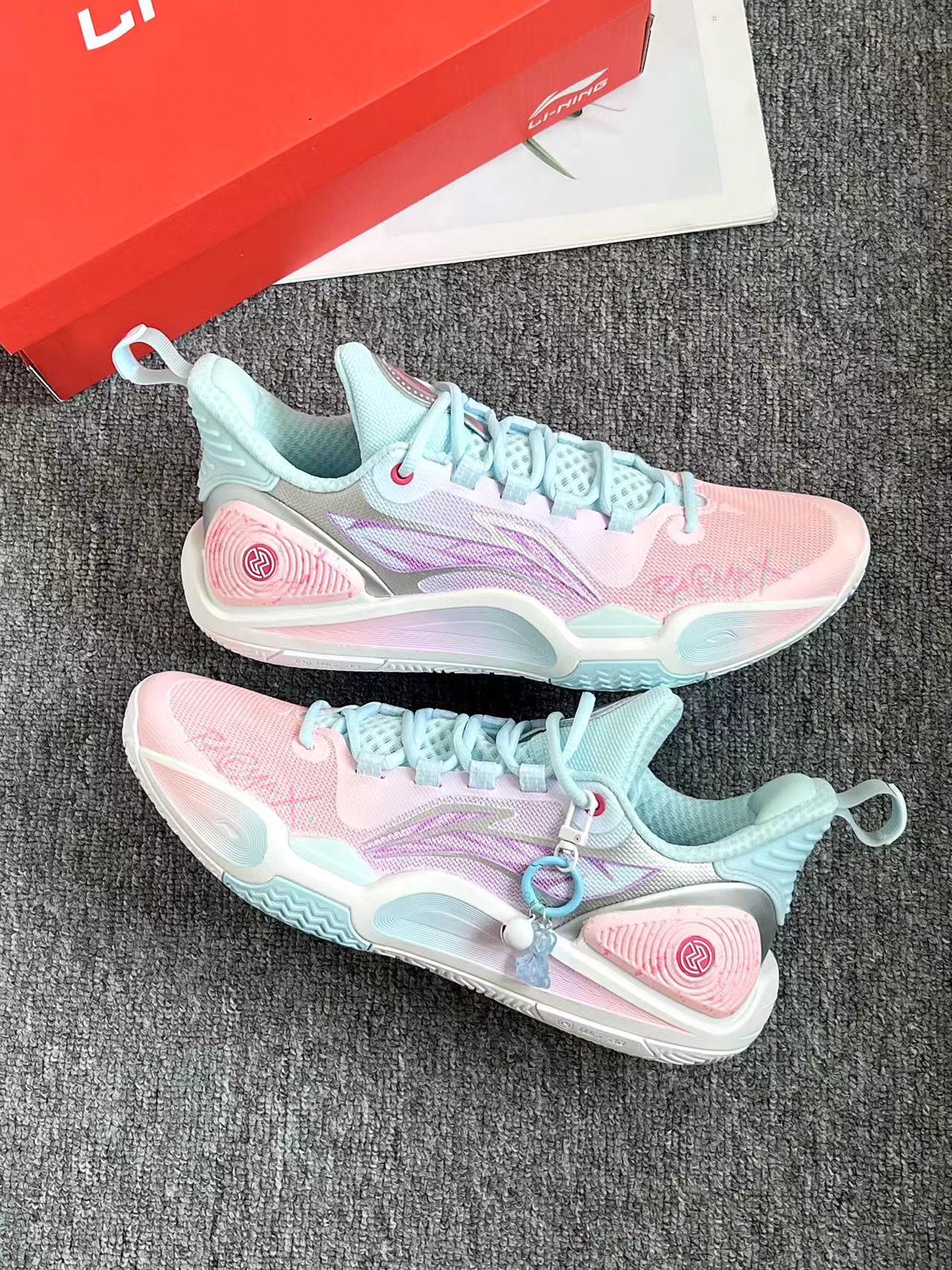 🦄甜心棉花糖💗爱打篮球的男生收到应该会很开心吧~👋🏻 