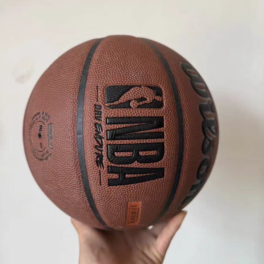 🎾绝了！这个球超好打，跟手且沾灰易擦😎