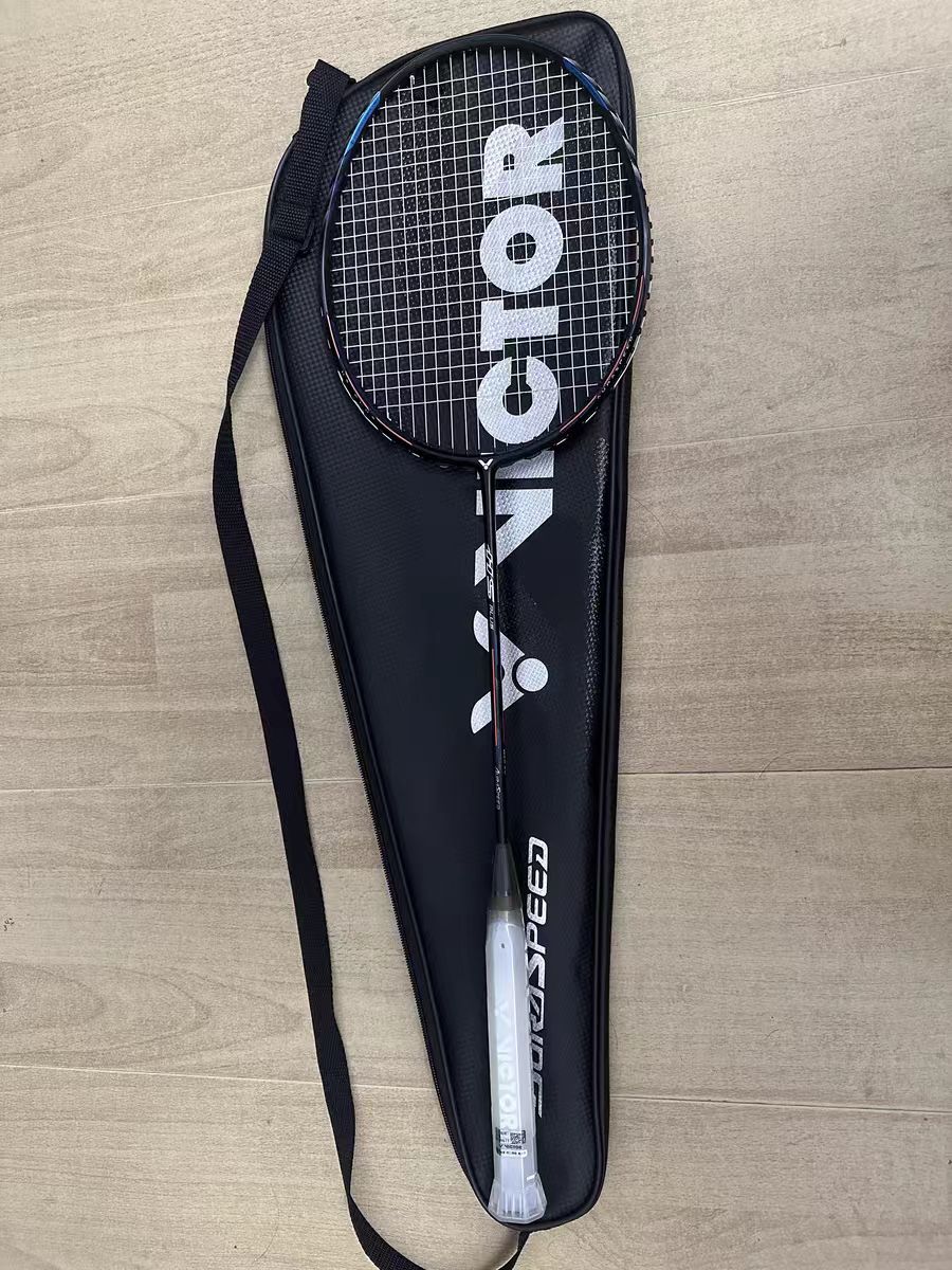 🎾羽毛球拍：漆水好但脆，材质优，手感可