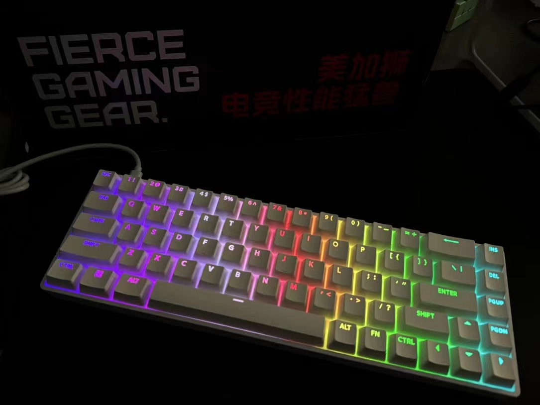 非常不错的一款键盘
