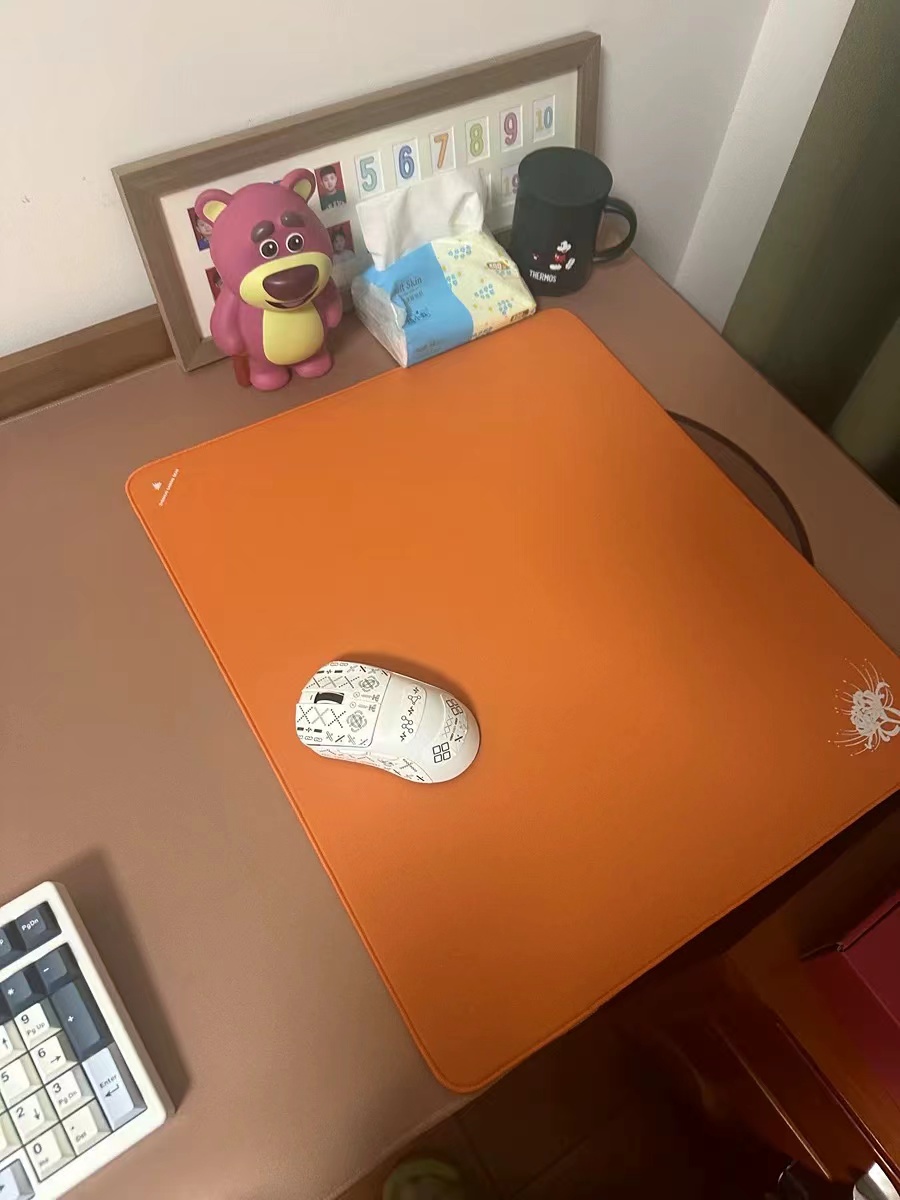 高颜值鼠标垫，手感绝啦👍🏻