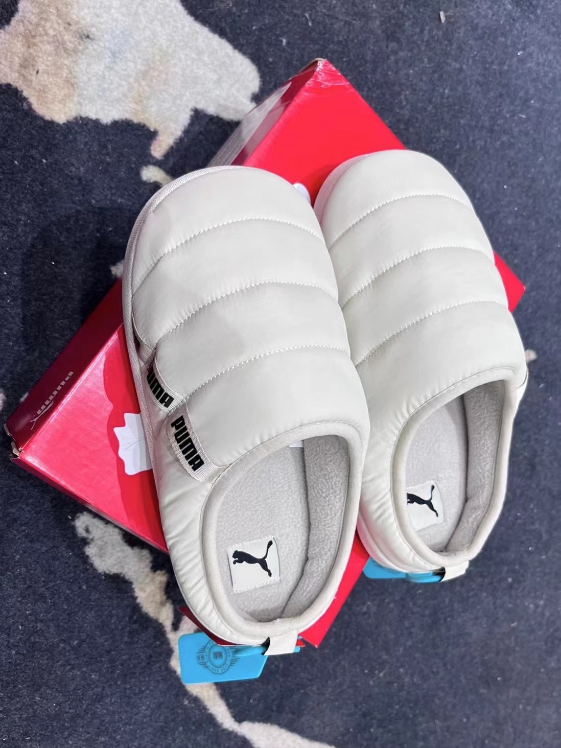 一脚蹬拖鞋太方便了?!!