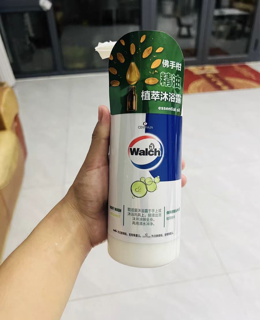 被朋友种草的沐浴露，清爽好闻超赞🥰