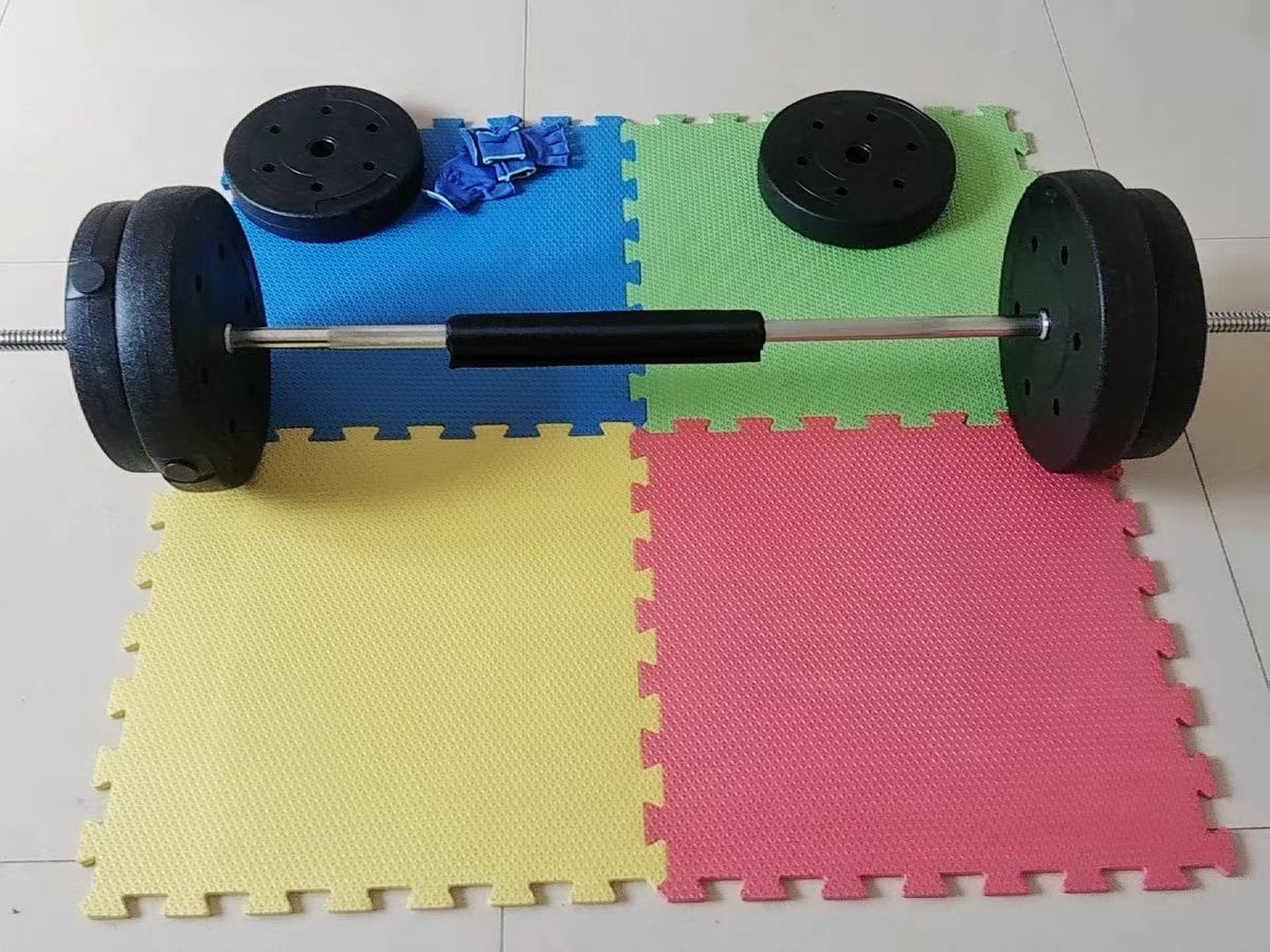 杠铃魔力，一月手臂线条优，力量涨