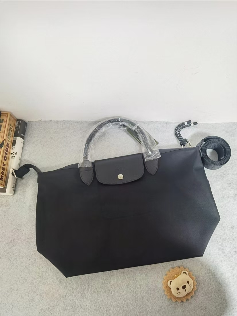 中号包中的颜值担当！！
