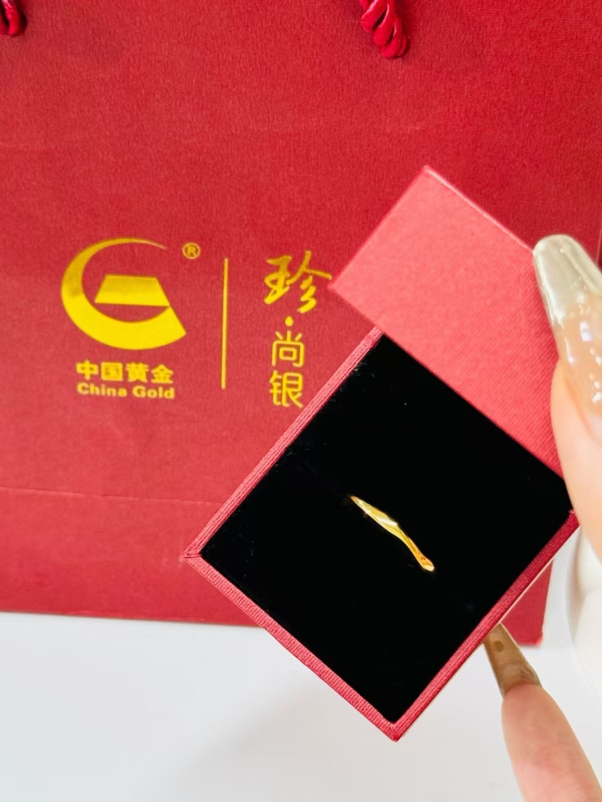 这枚戒指真的超显白！！