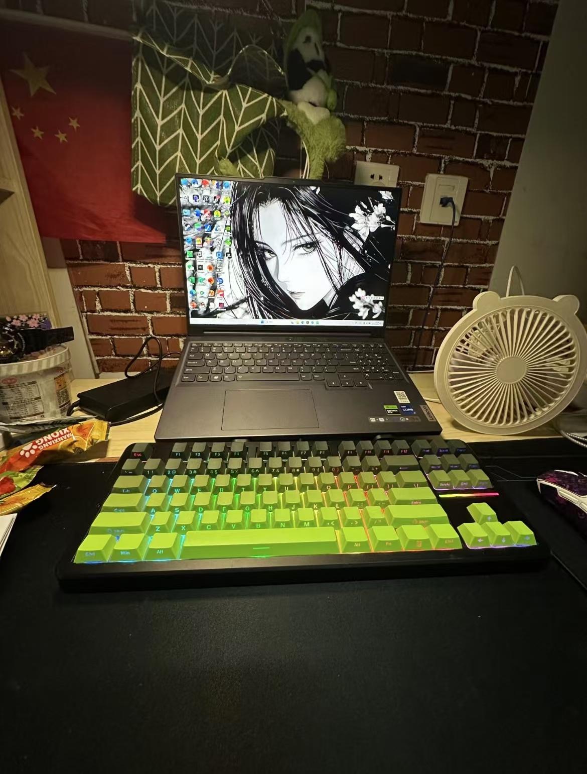 ⌨️新入手的前行者键盘开箱啦