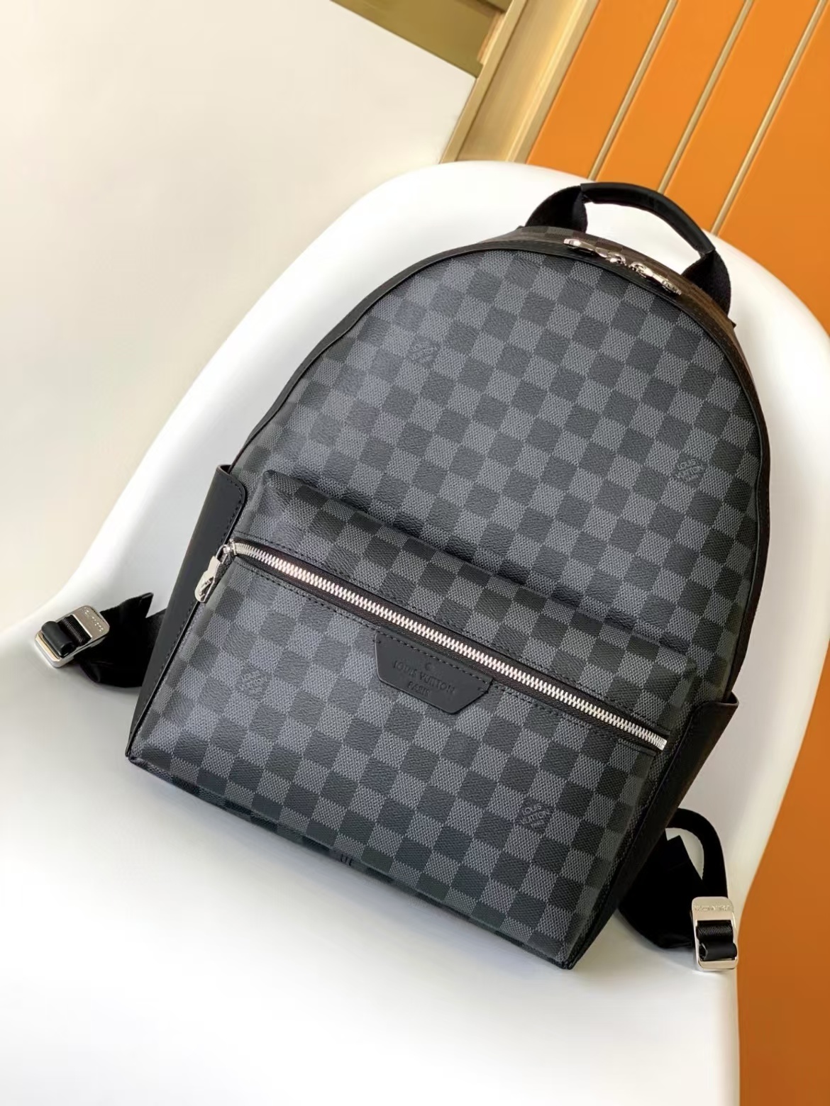 一款不错的🎒