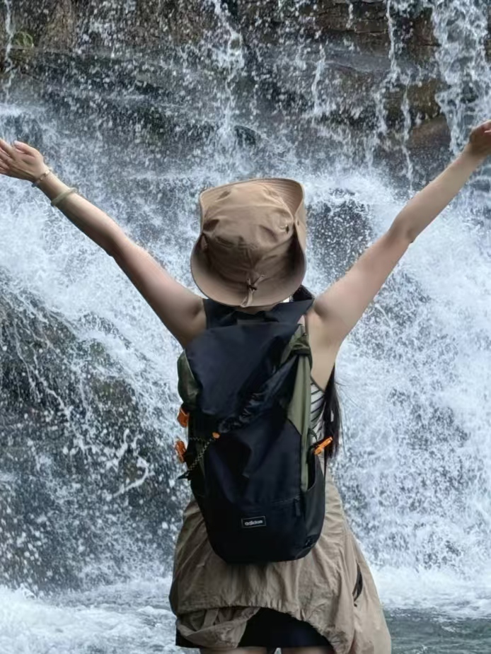 登山的完美包包！】🌟🏃‍♂️