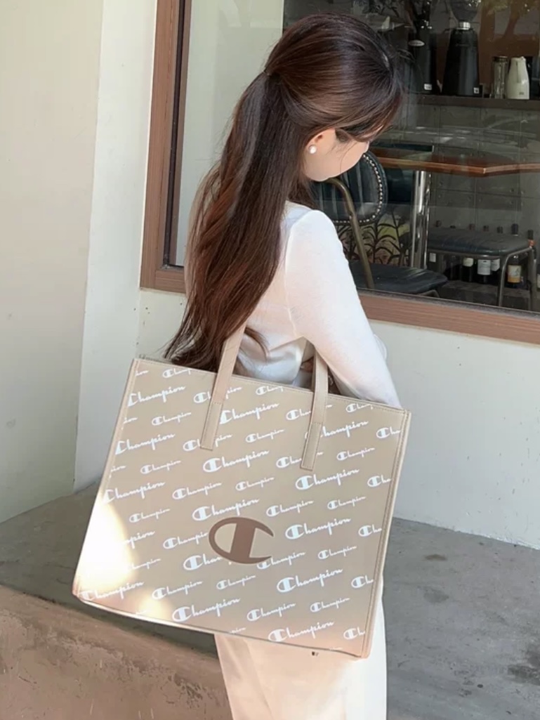 可甜可酷的托特包终于让我找到啦
