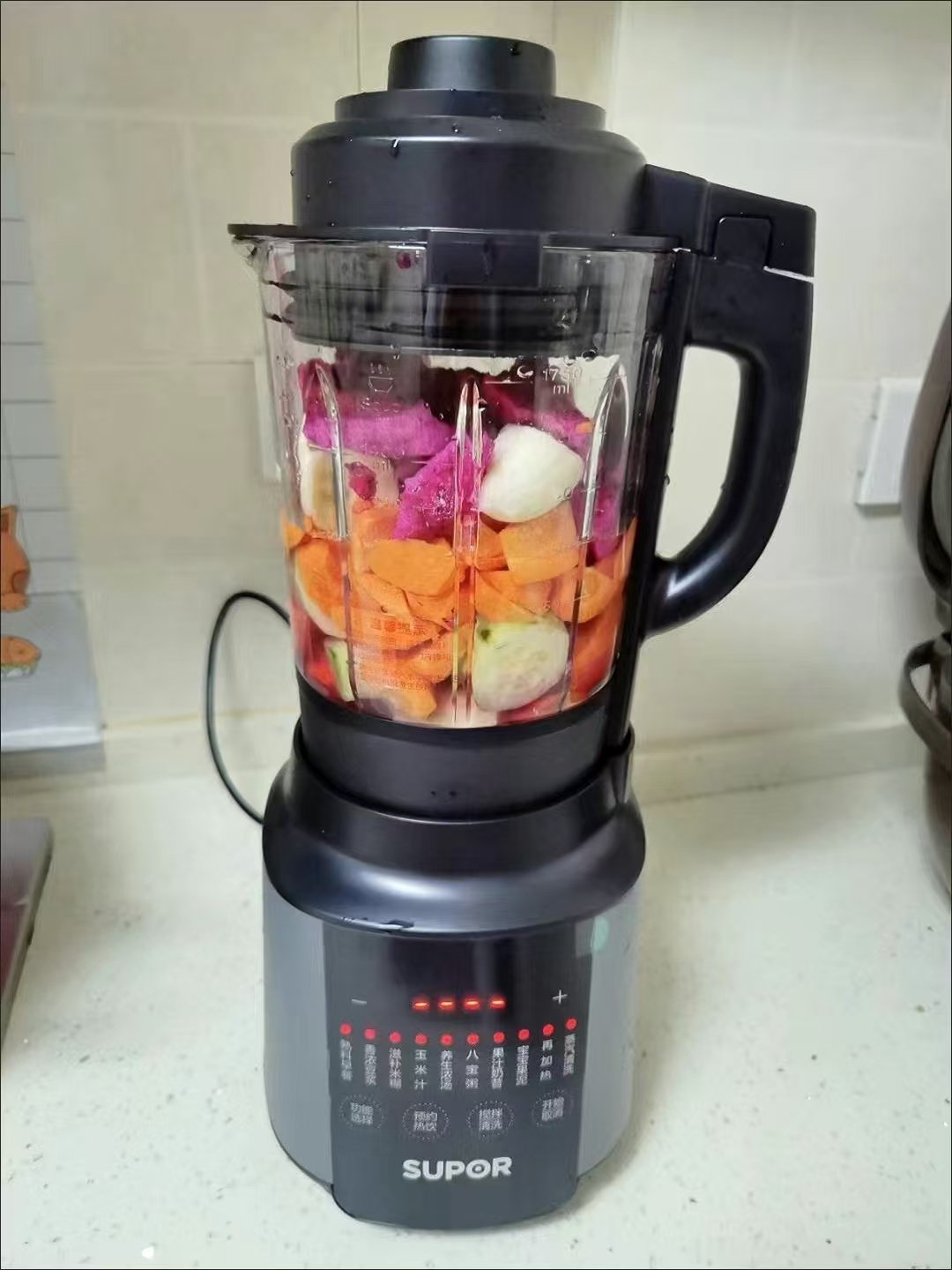 强烈安利，家中必备的一款很实用的破壁机