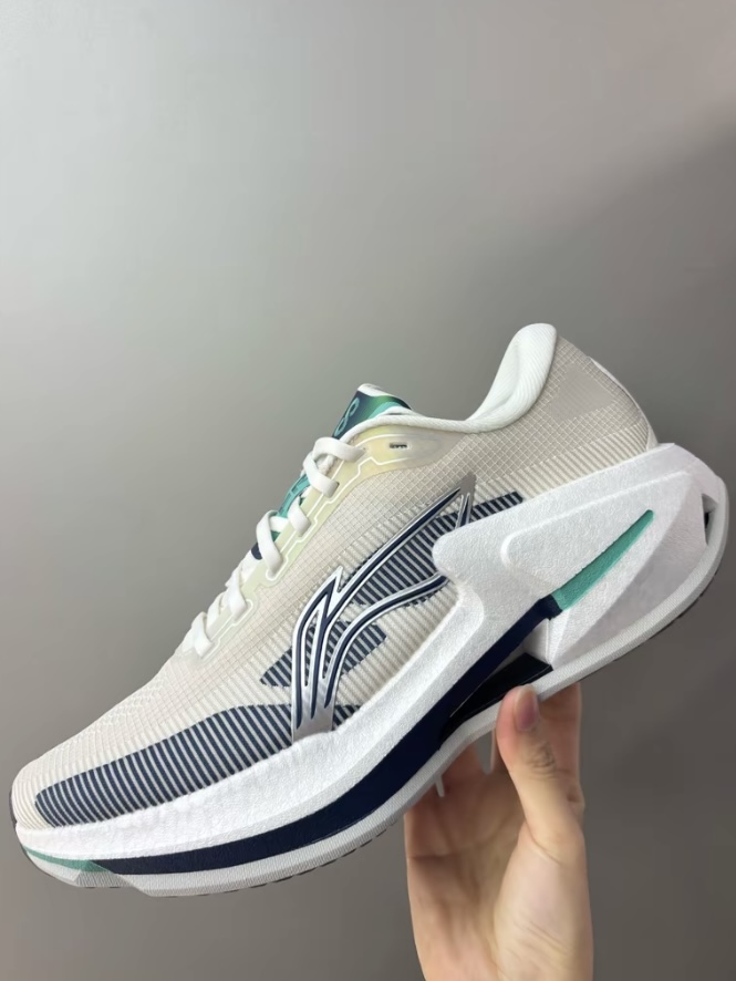 李宁秋冬跑鞋新品抢先看！！