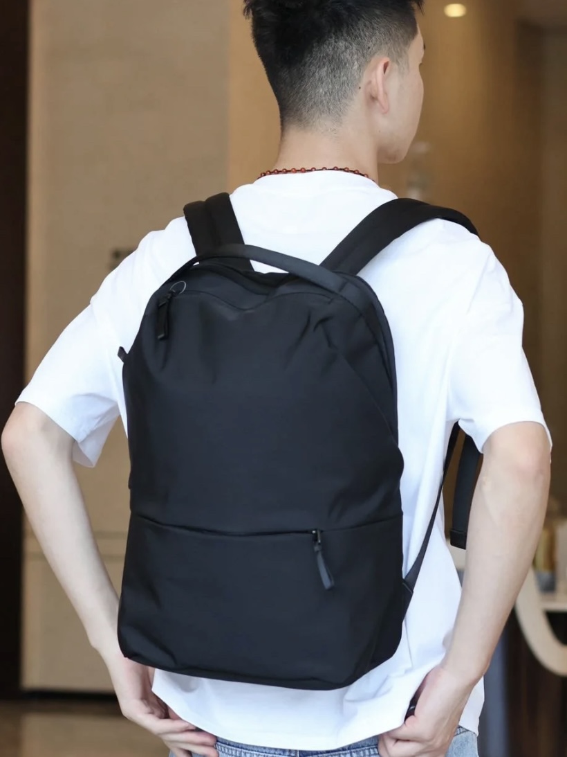 随便买个一个背包真的是惊喜到我了 