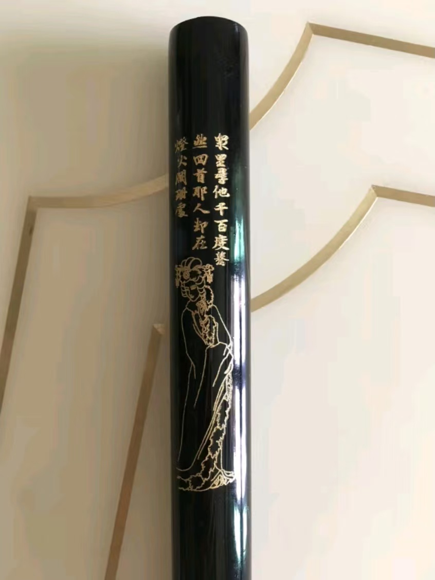 音色嘹亮悦耳