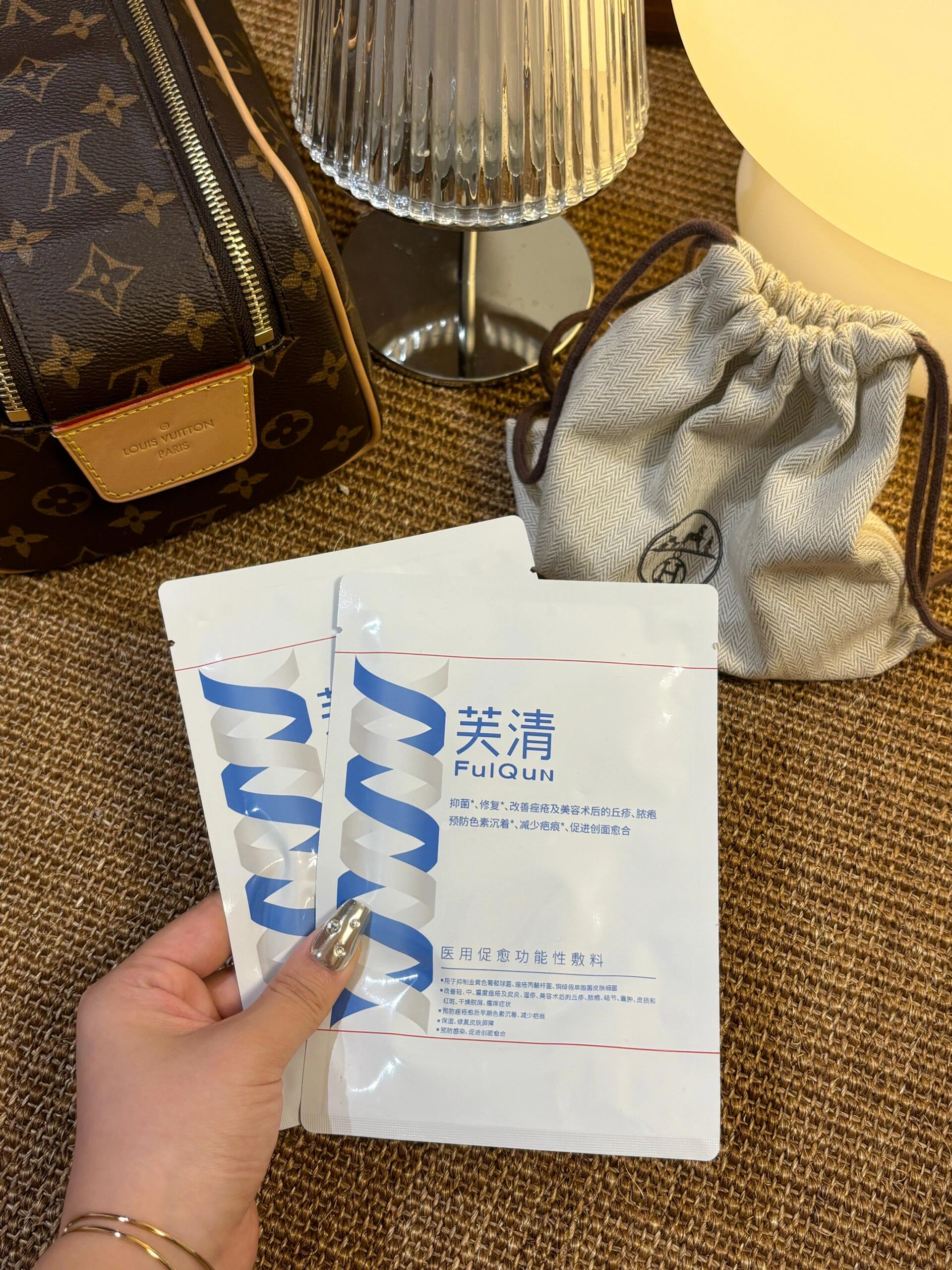 痘痘嗝屁贴...祛痘纯靠实力！！！