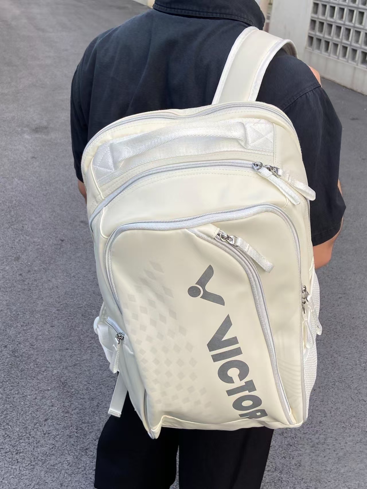 🏸️打球的快乐当然是从买新包包开始了