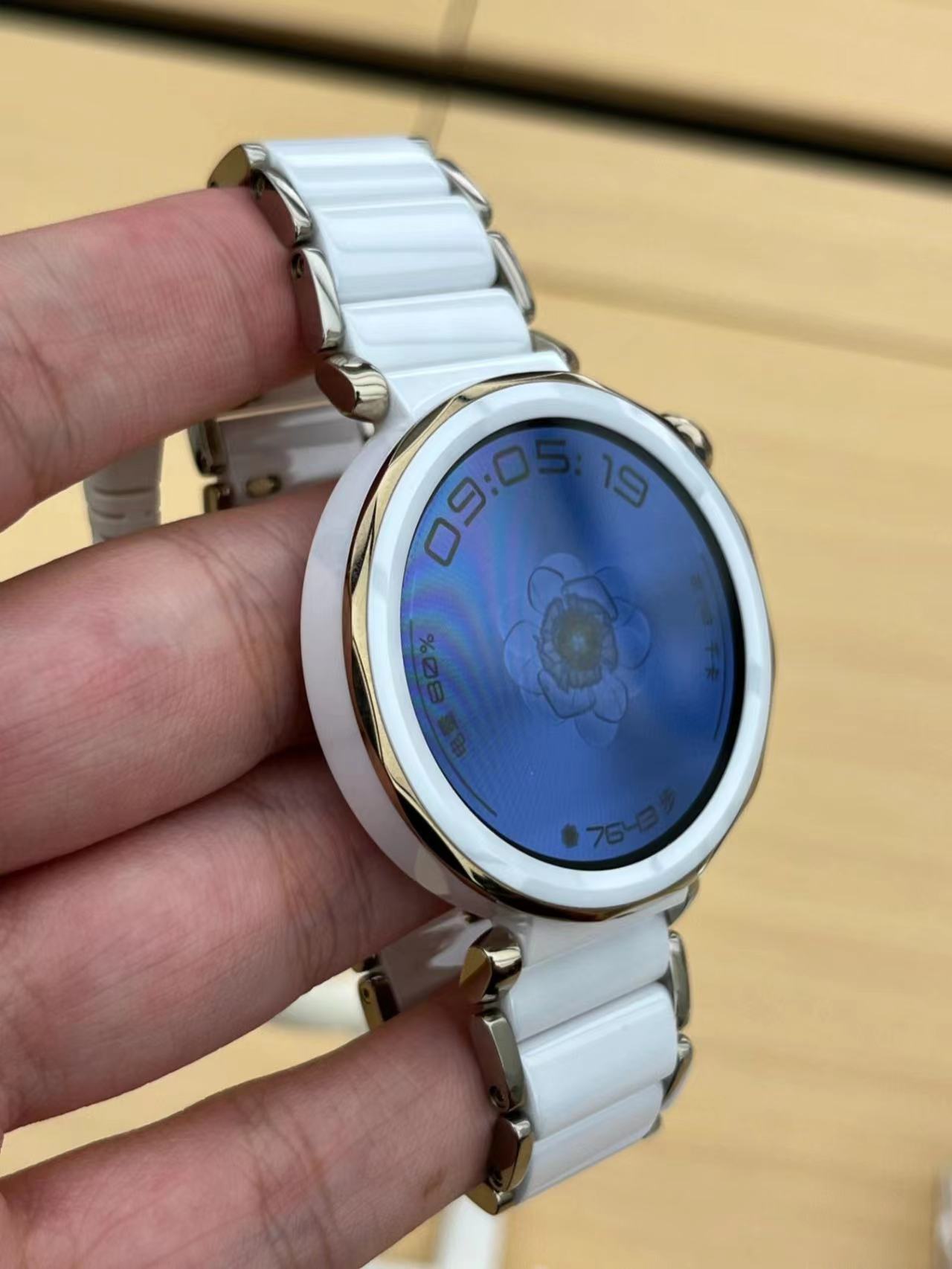 到底谁在戴华为watchGT5pro陶瓷白啊⁉️