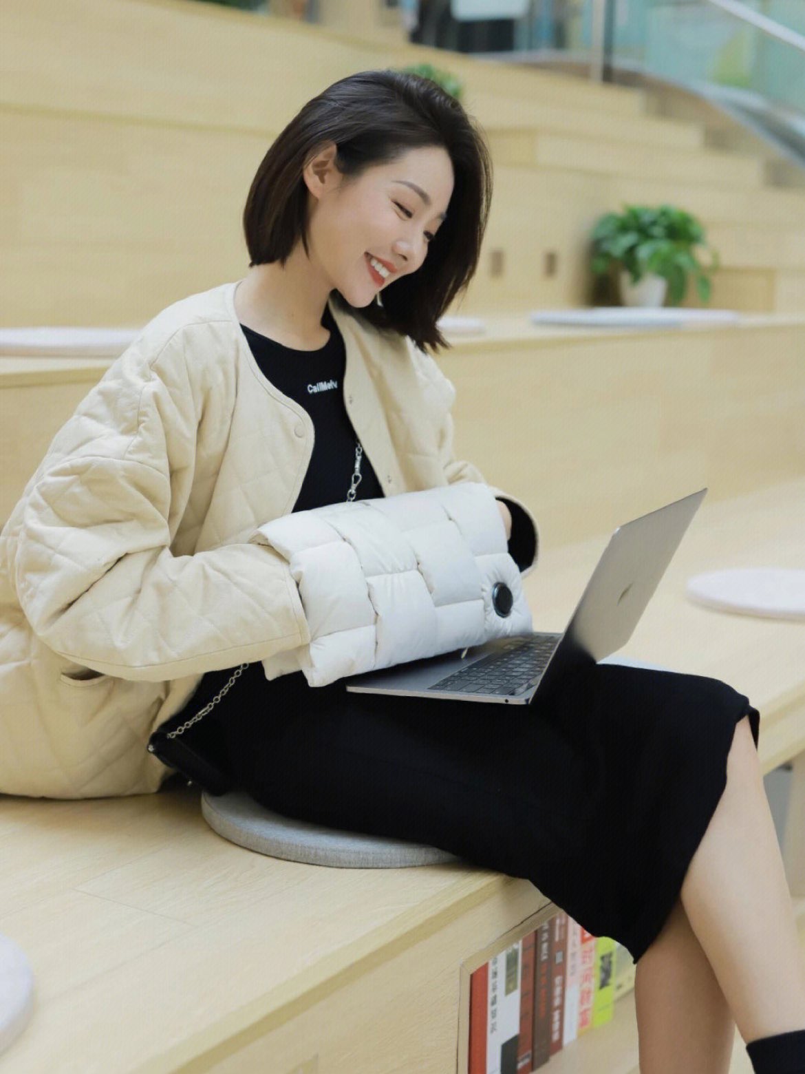 冬天怕冷女生请试试这个羽绒暖手袋！！