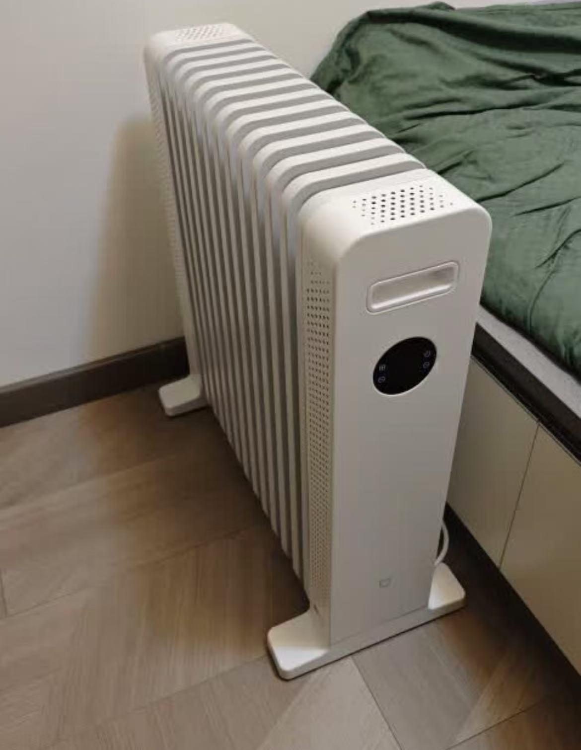 过冬装备1⃣️小米电暖器 