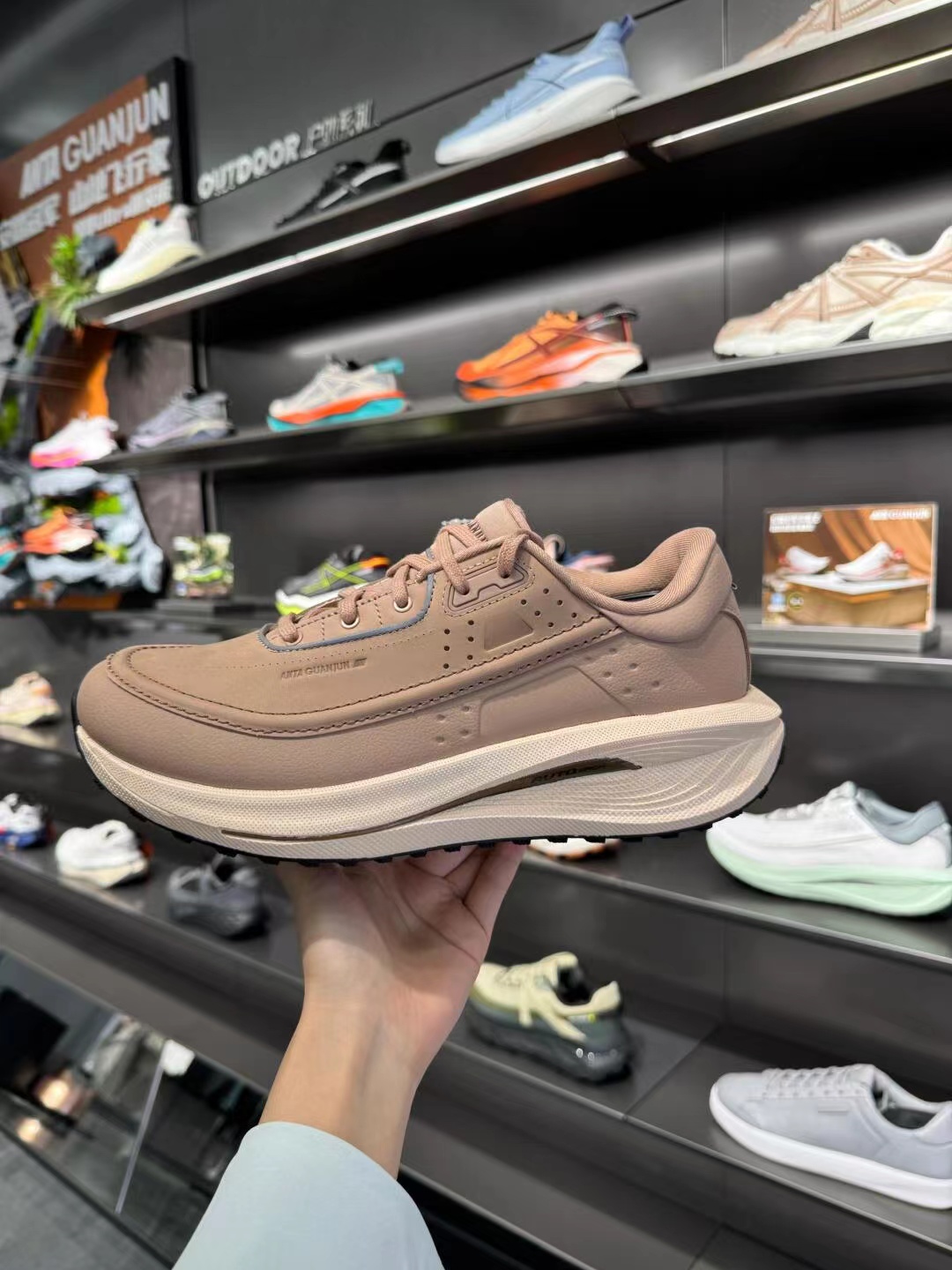 安踏冠军跑鞋真是越来越好看啦‼️