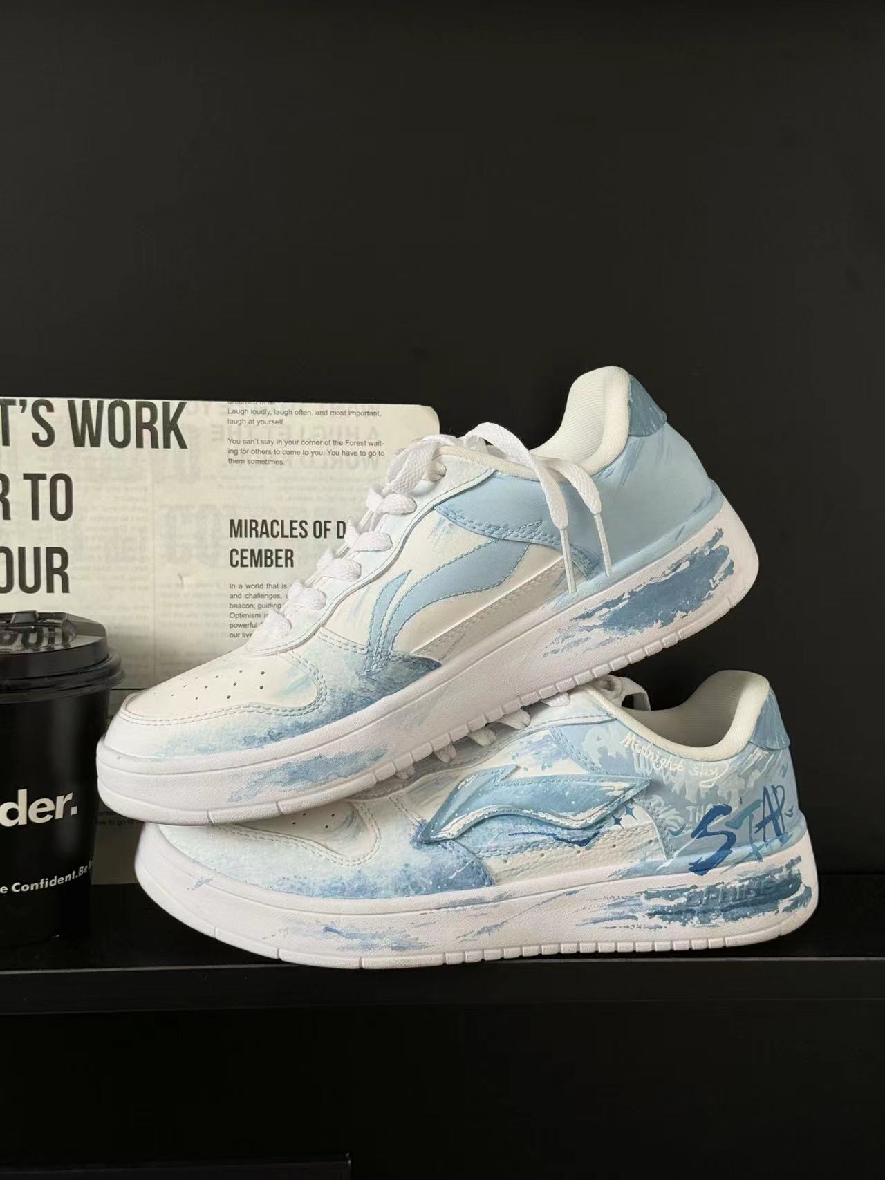 哇！夏日必备显白又靓丽的冰蓝色小鞋子👟
