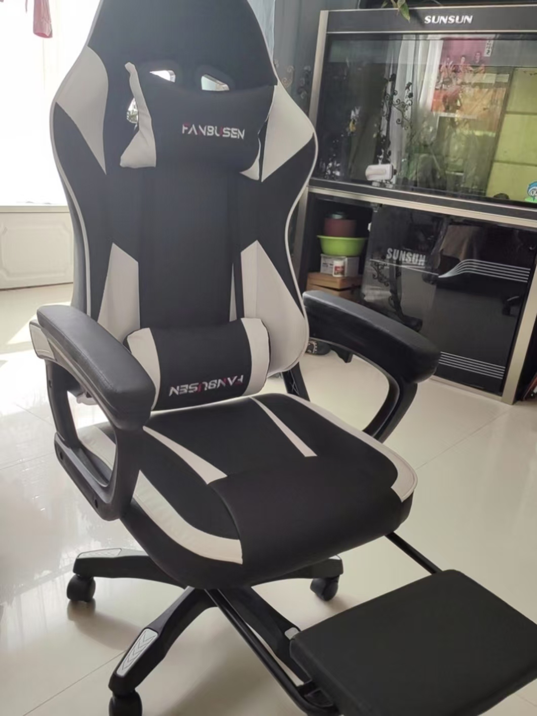 爱了💖这款电竞椅，调节便捷，舒适满分