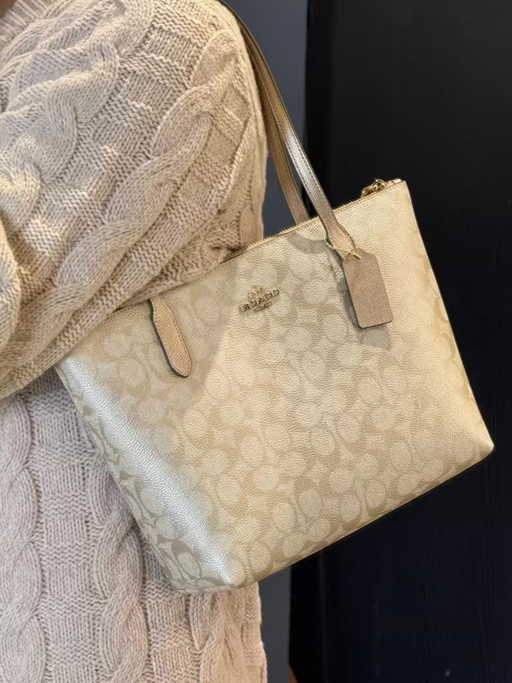 职场时尚新宠儿！💼✨