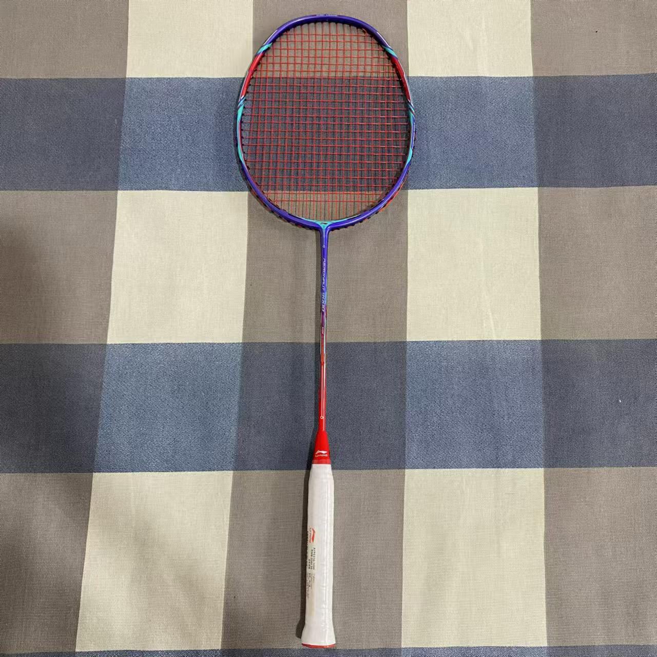小白的 宝藏球拍🏸