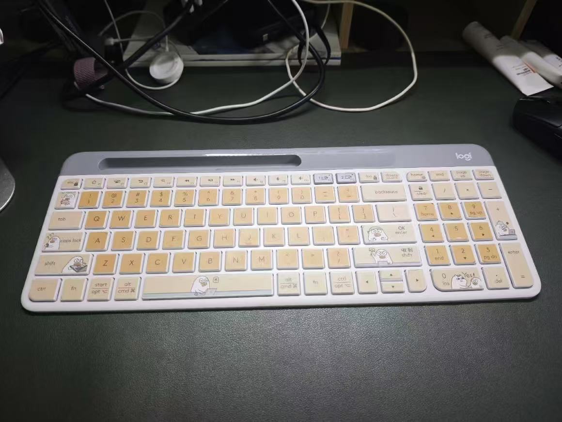 被颜值硬控！上班安心摸鱼的秘诀是...