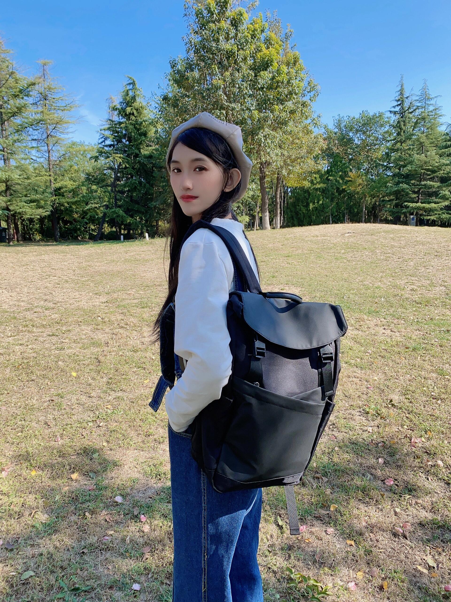 🎒介个黑色双肩包也太适合早八大学生了！！