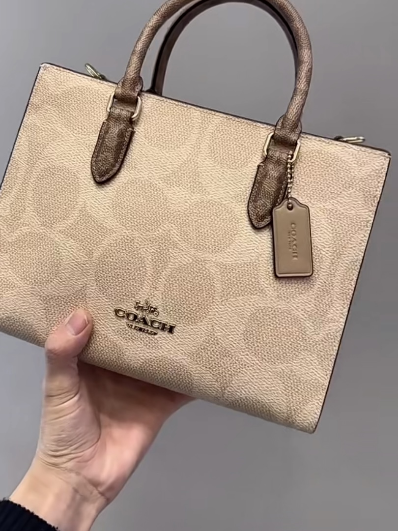 这么好看的托特包👜我怎么现在才拥有...🥺
