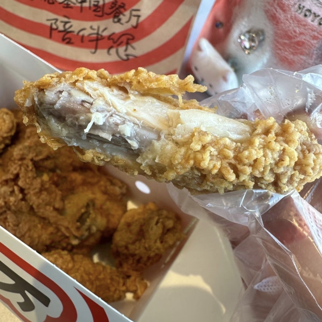 谁能不爱香辣鸡翅啊！！吃得太爽了！