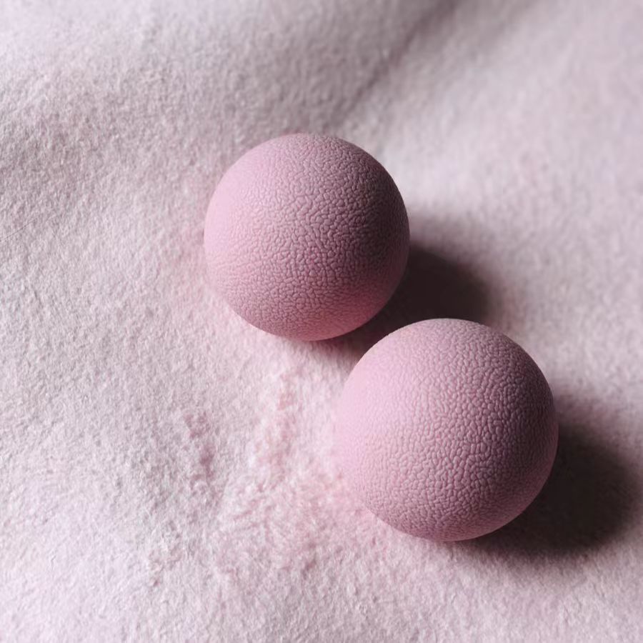 💕少女心爆棚！这粉粉按摩球，按肩背超舒服～