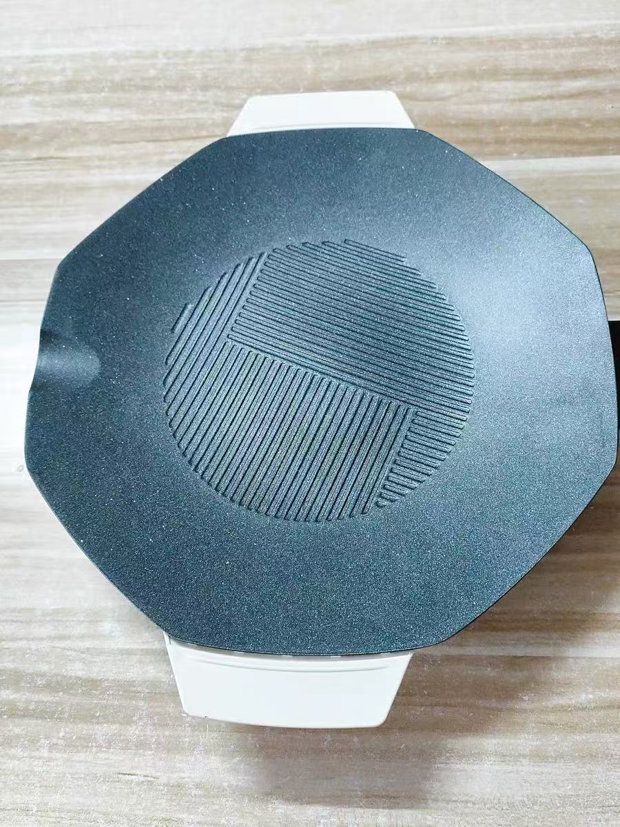 无烟不溅油，全身可水洗的电烧烤炉