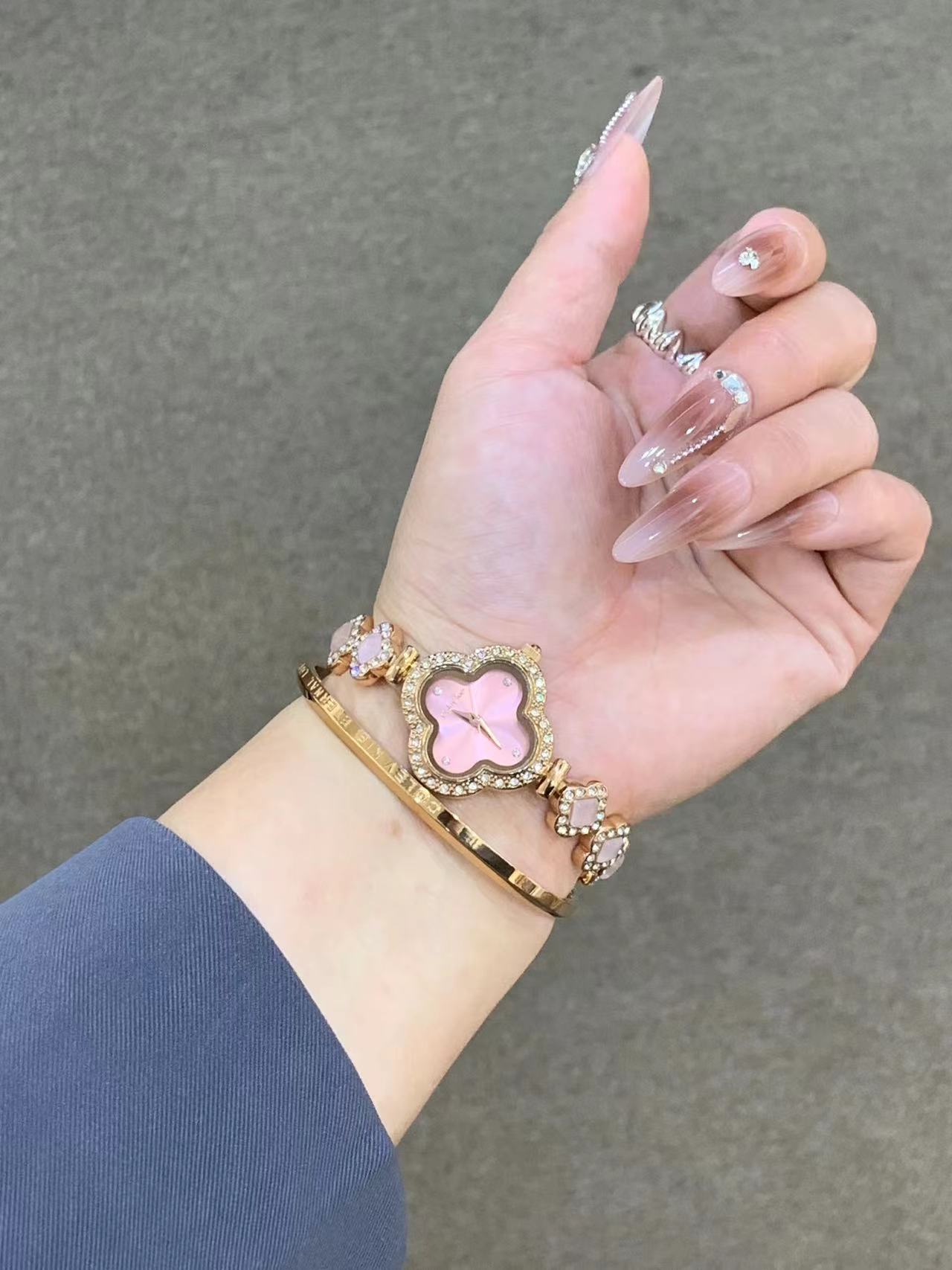 女生的轻奢手表⌚️四叶草bling bling✨