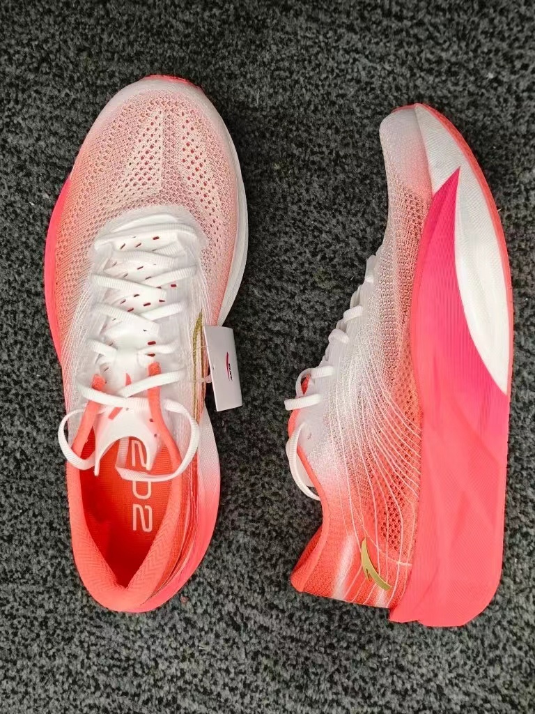 🍓杨梅混色C202全新配色｜发年终奖奖励自己一双