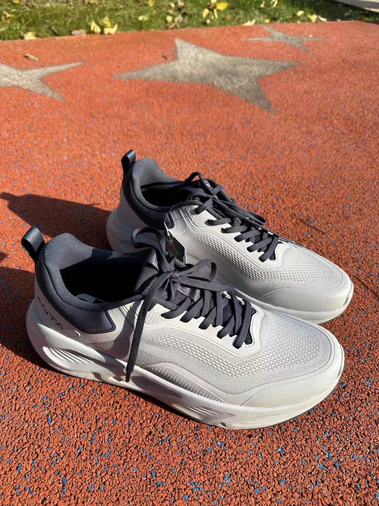 轻便舒适的安踏神行10，谁不爱呀！🤩