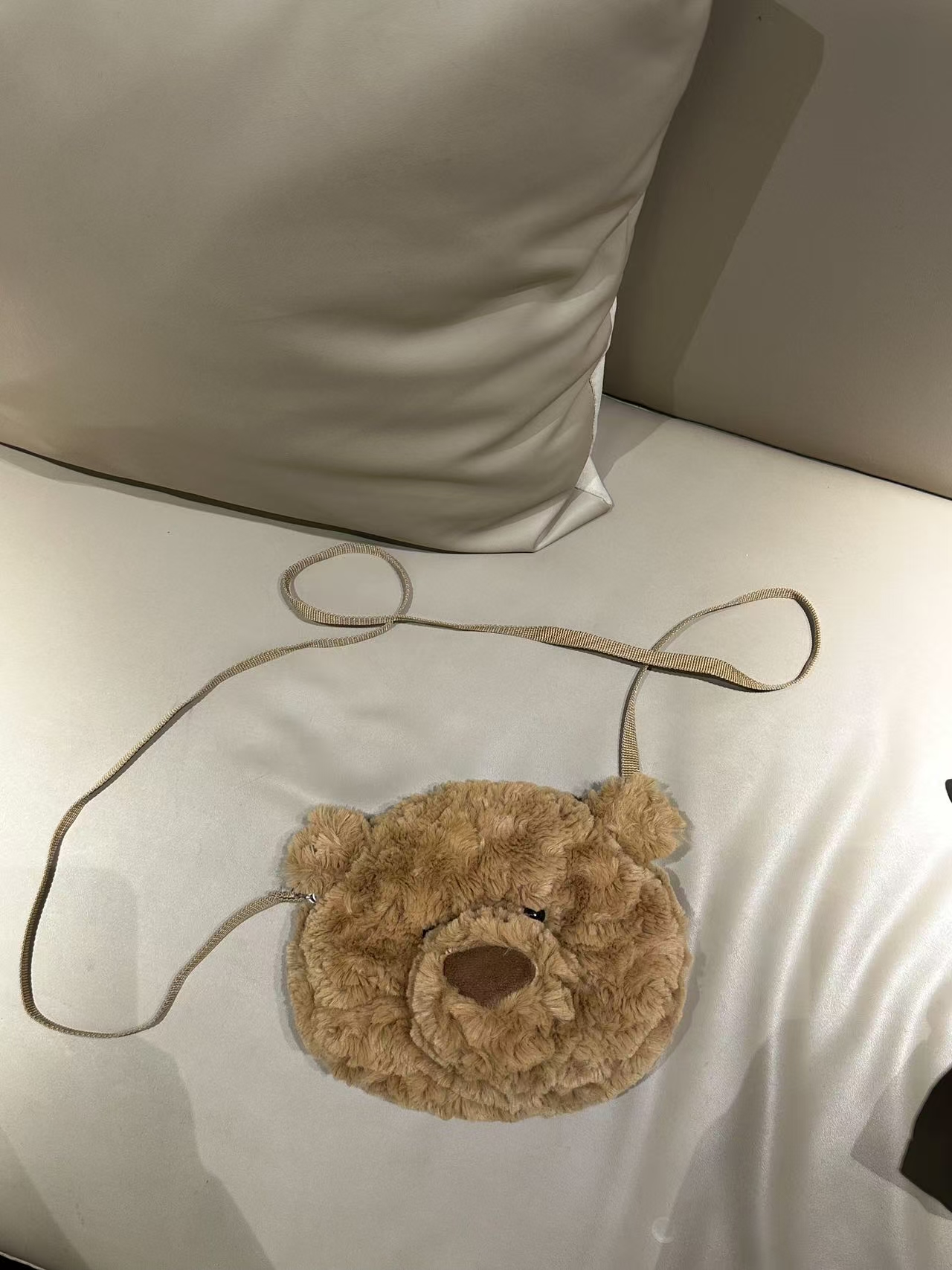 Jellycat巴塞罗熊熊包到底多能装