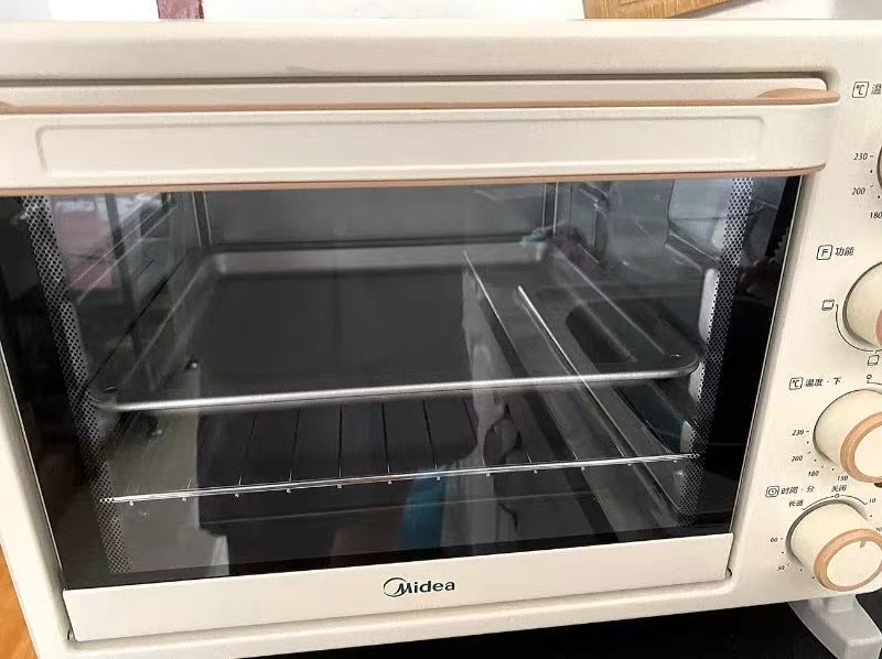 面包脑袋真的离不开烤箱🥐
