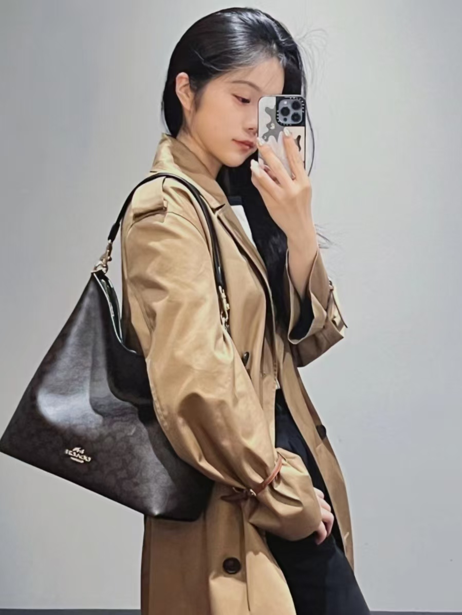 🔥Coach超大流浪包！！松弛感天菜！！