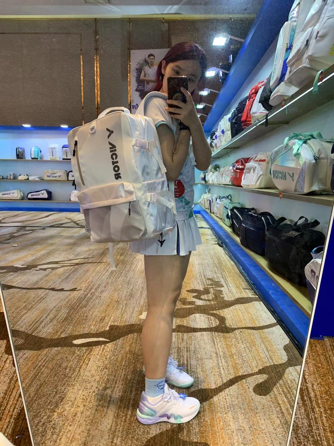 🏸运动新宠，双肩包也能装下全世界