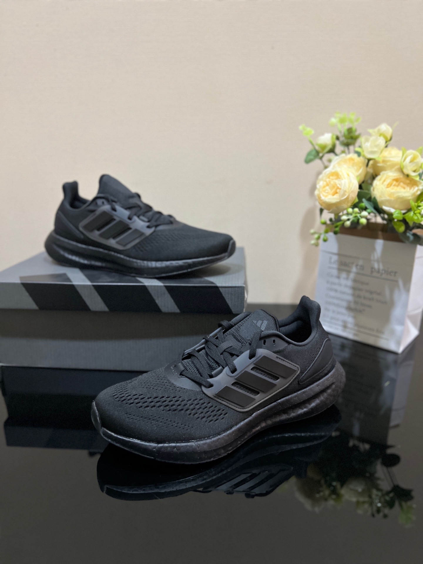超级帅的黑武士boost陪我一起慢跑~