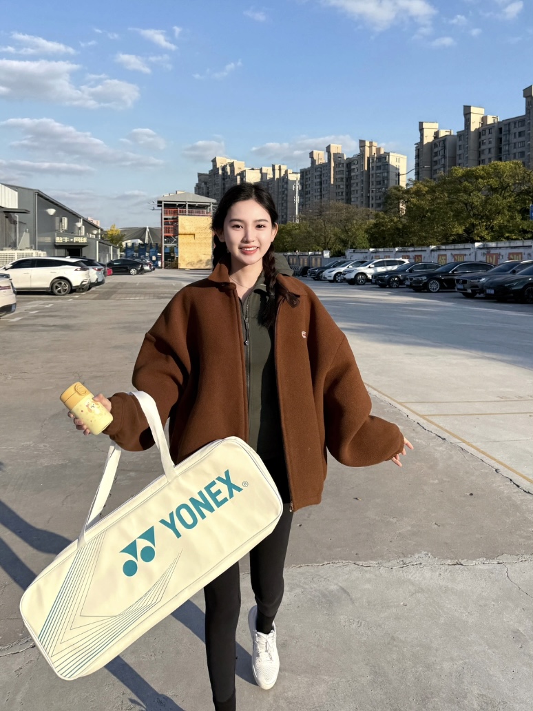 🏸不超过百元的羽毛球包推荐，能放3支拍💼