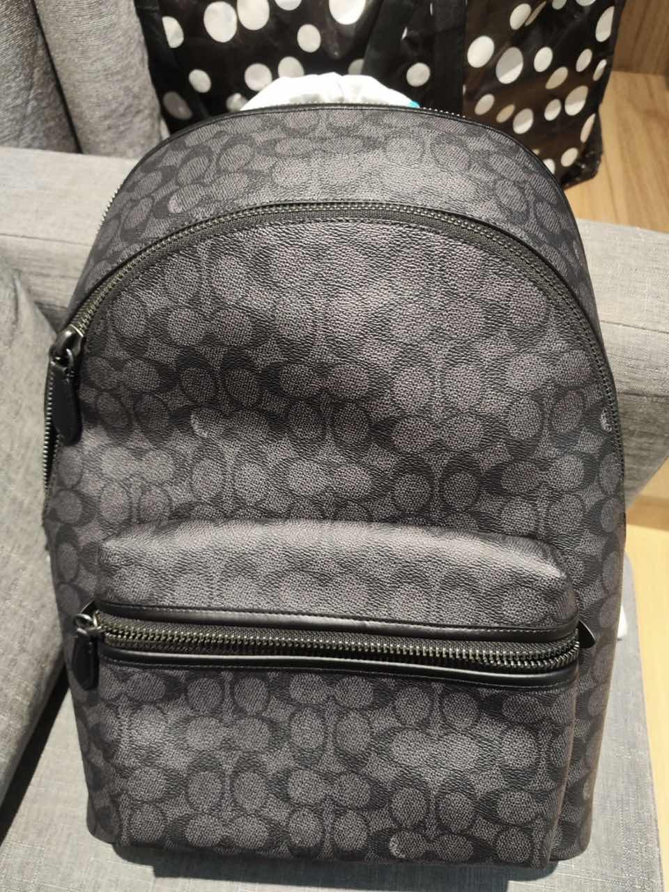 不是LV买不起，而是COACH更有性价比