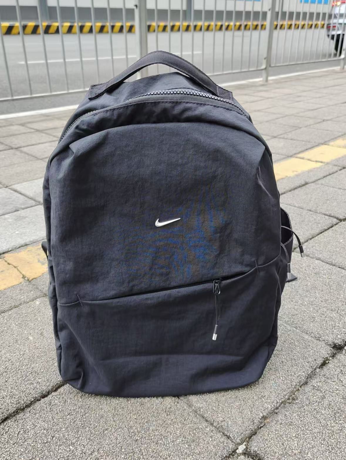 情侣出游爆赞双肩包