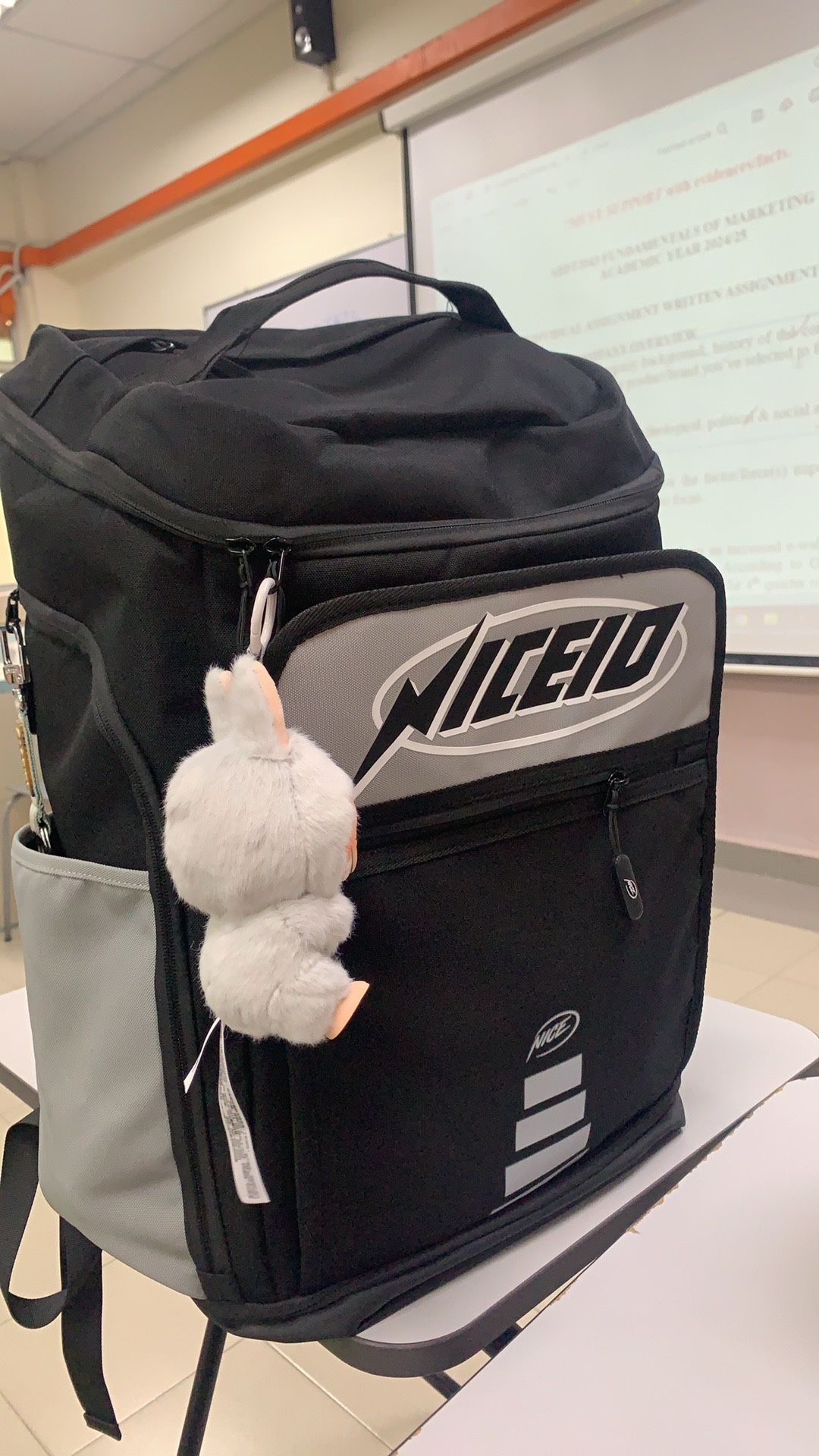 💑实用又贴心！NICEID 双肩包超棒